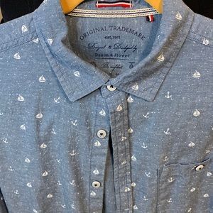 Denim & Flower size xl short sleeved pre-owned sailboats